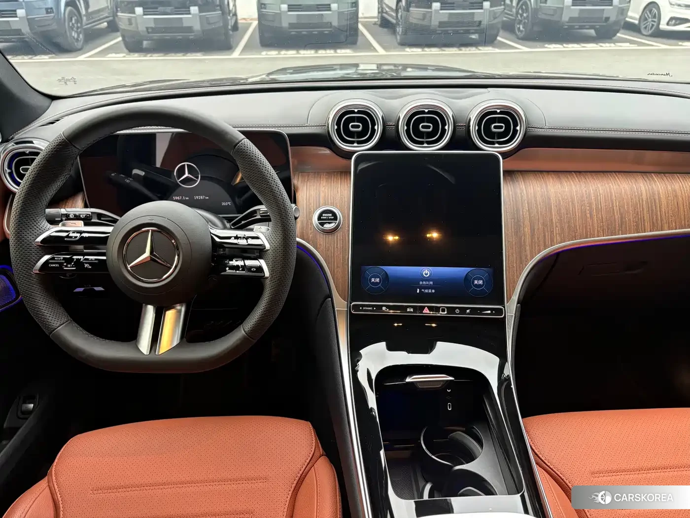 Mercedes-Benz GLC 2024 Черный из Китая, фото 2
