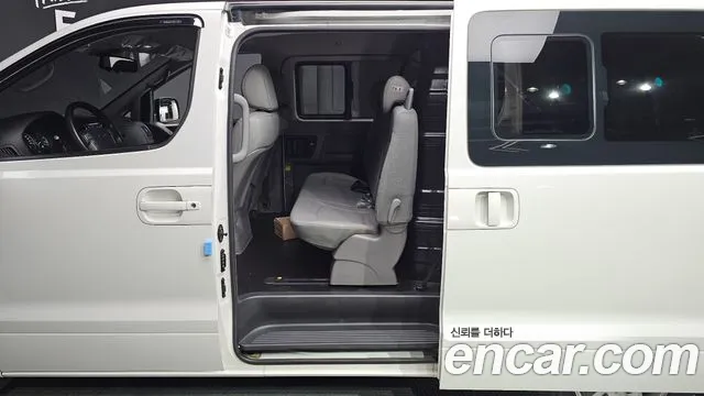 Hyundai The New Grand Starex id 2673487 из Кореи 12