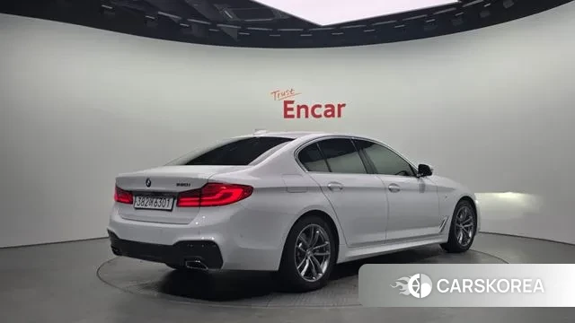 BMW 5 Series (G30) id 3076166 из Кореи 12