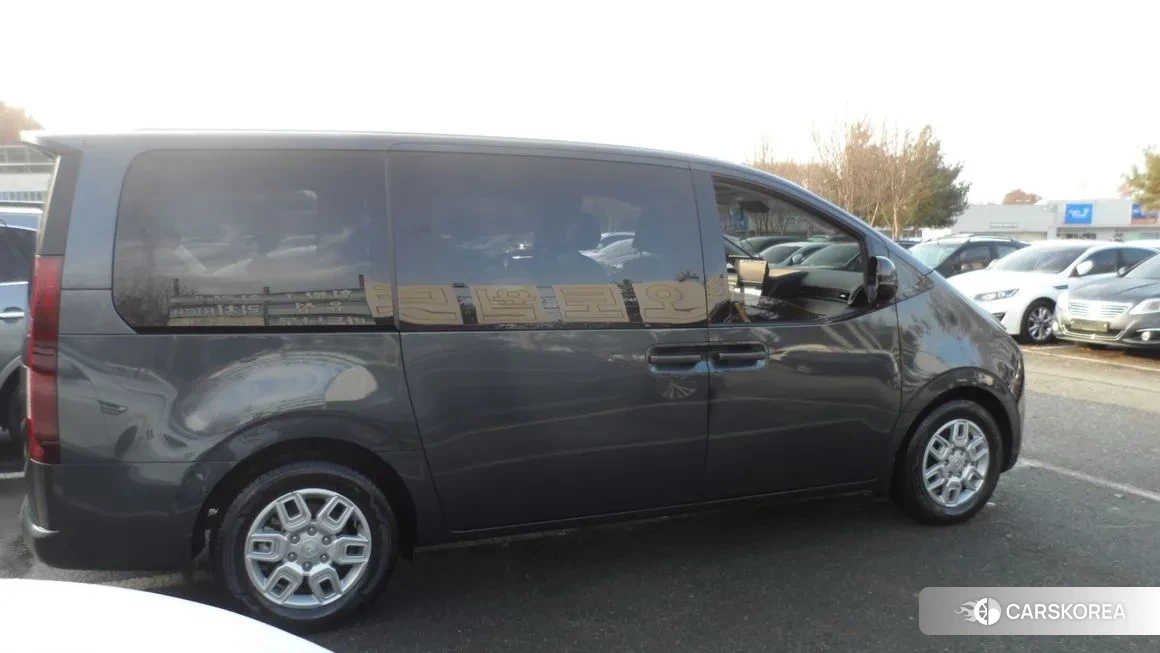 Hyundai Staria id 2180786 из Кореи 12