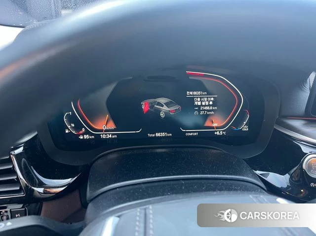 BMW 5 Series (G30) 2023 Белый из Кореи, фото 2