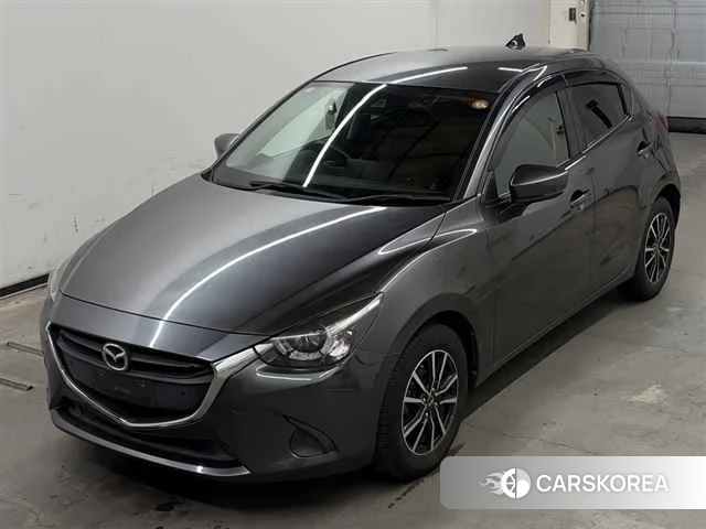 Mazda Demio 2018 из Японии, фото 2