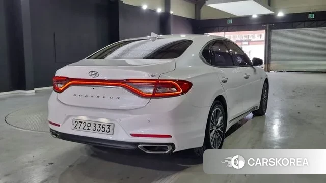 Hyundai Grandeur IG Hybrid id 3547744 из Кореи 10