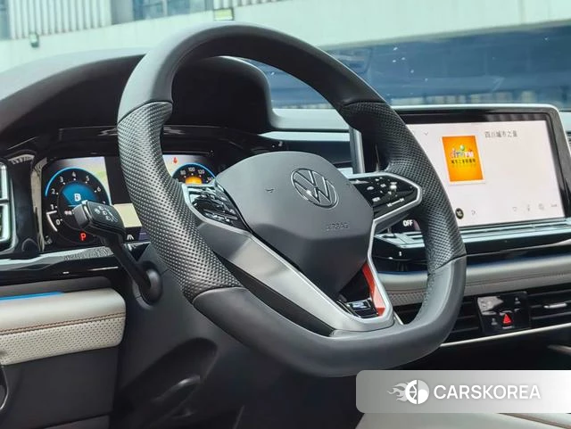 Volkswagen Tourang id 4274140 из Китая 12