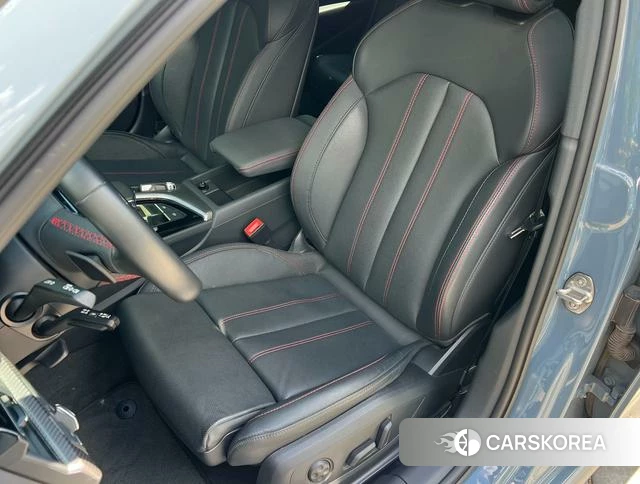 Audi A4L id 4259604 из Китая 12