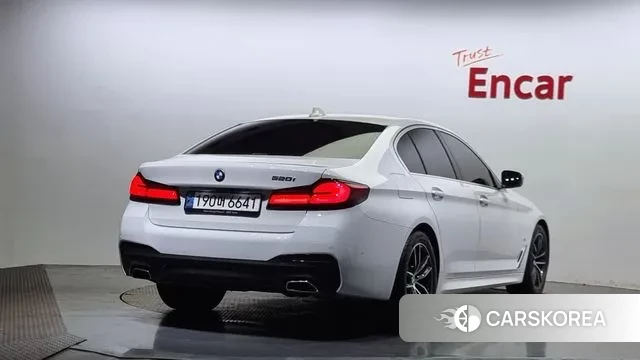 BMW 5 Series (G30) id 3003151 из Кореи 12