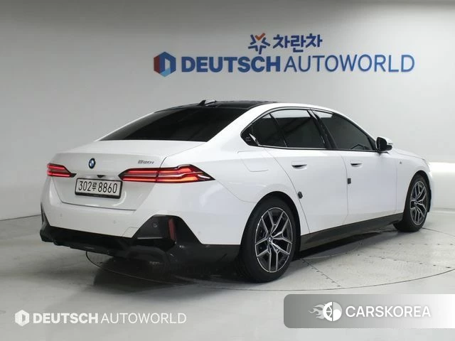 BMW 5 Series (G60) id 4623645 из Кореи 12
