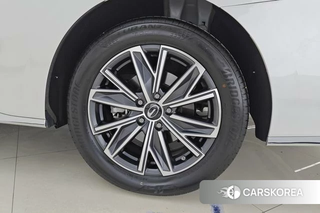GAC Trumpchi Trumpchi M8 id 4208456 из Китая 9