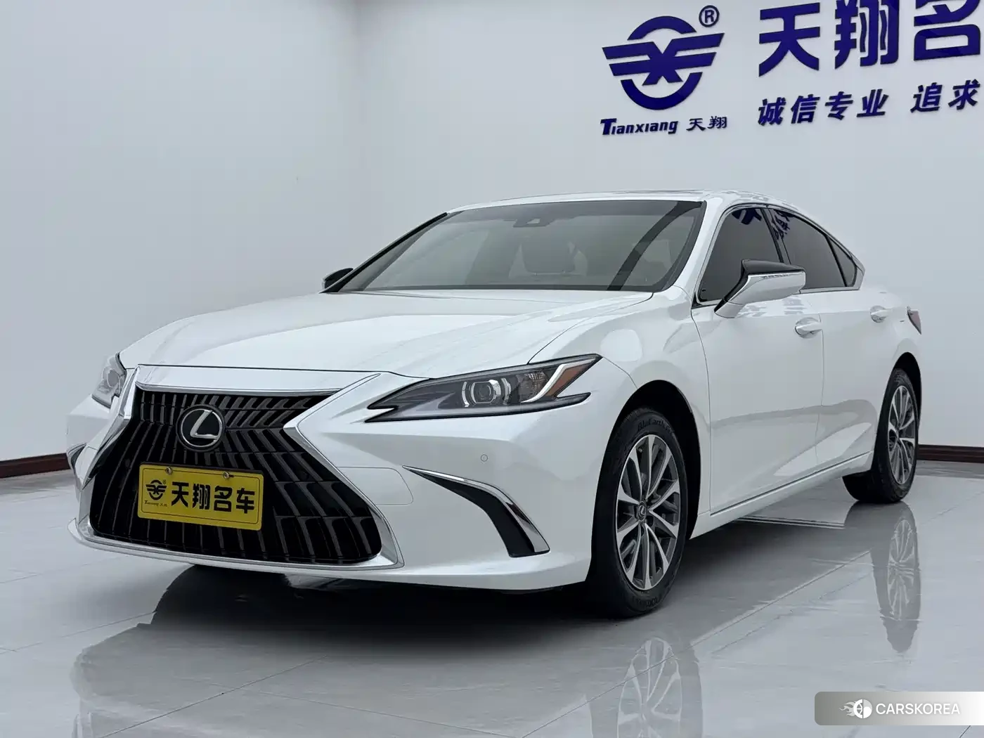 Lexus ES id 4599523 из Китая 12