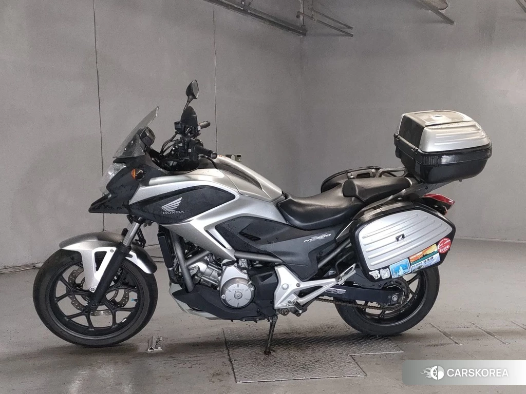 Проданный Honda NC700X DCT 2013 из Японии, фото 2