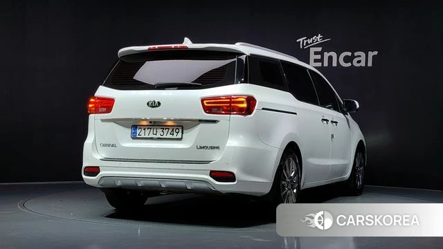 Kia The New Carnival id 4508457 из Кореи 12