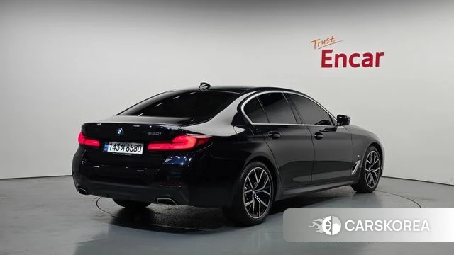 BMW 5 Series (G30) id 4294073 из Кореи 12