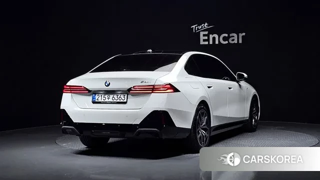 BMW 5 Series (G60) id 3560020 из Кореи 12