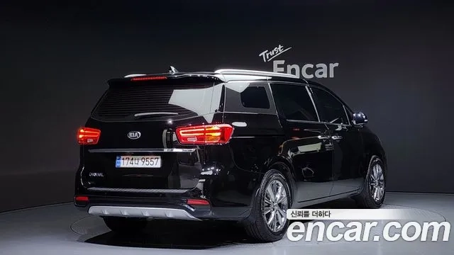Kia The New Carnival id 2860487 из Кореи 12