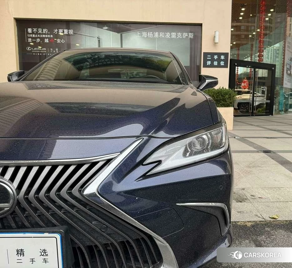 Lexus ES id 4440517 из Китая 7
