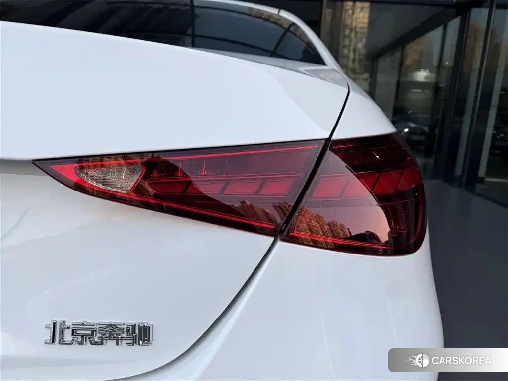 Mercedes-Benz C-class 2024 Белый из Китая, фото 5