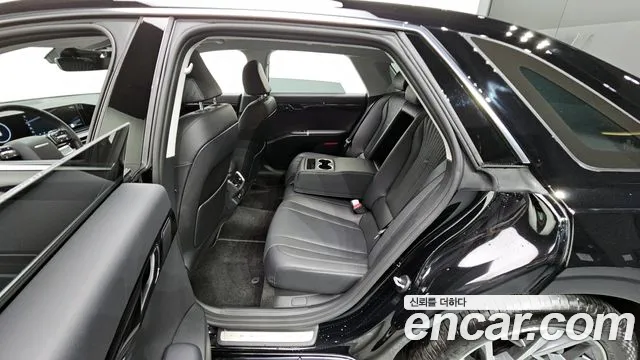 Hyundai Grandeur (GN7) id 2639406 из Кореи 12