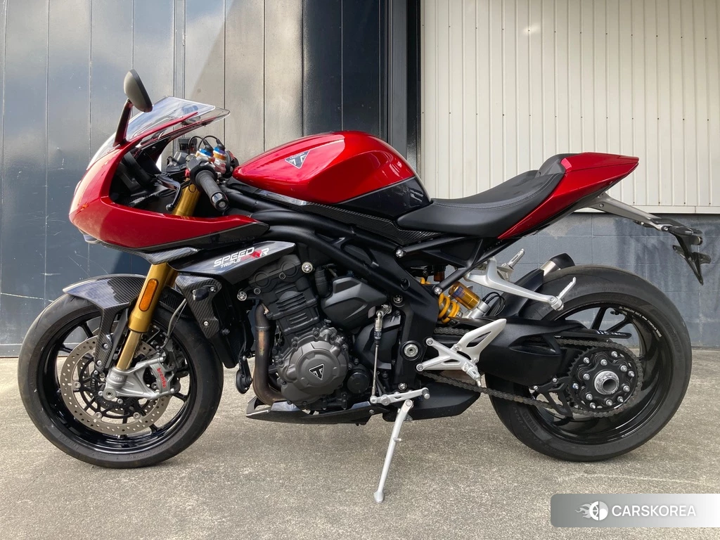Проданный Triumph SPEED TRIPLE 1200 RR 2022 из Японии, фото 2
