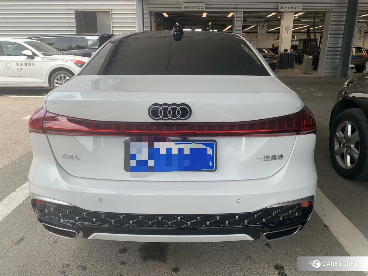Audi A5L 2025 Белый из Китая, фото 4