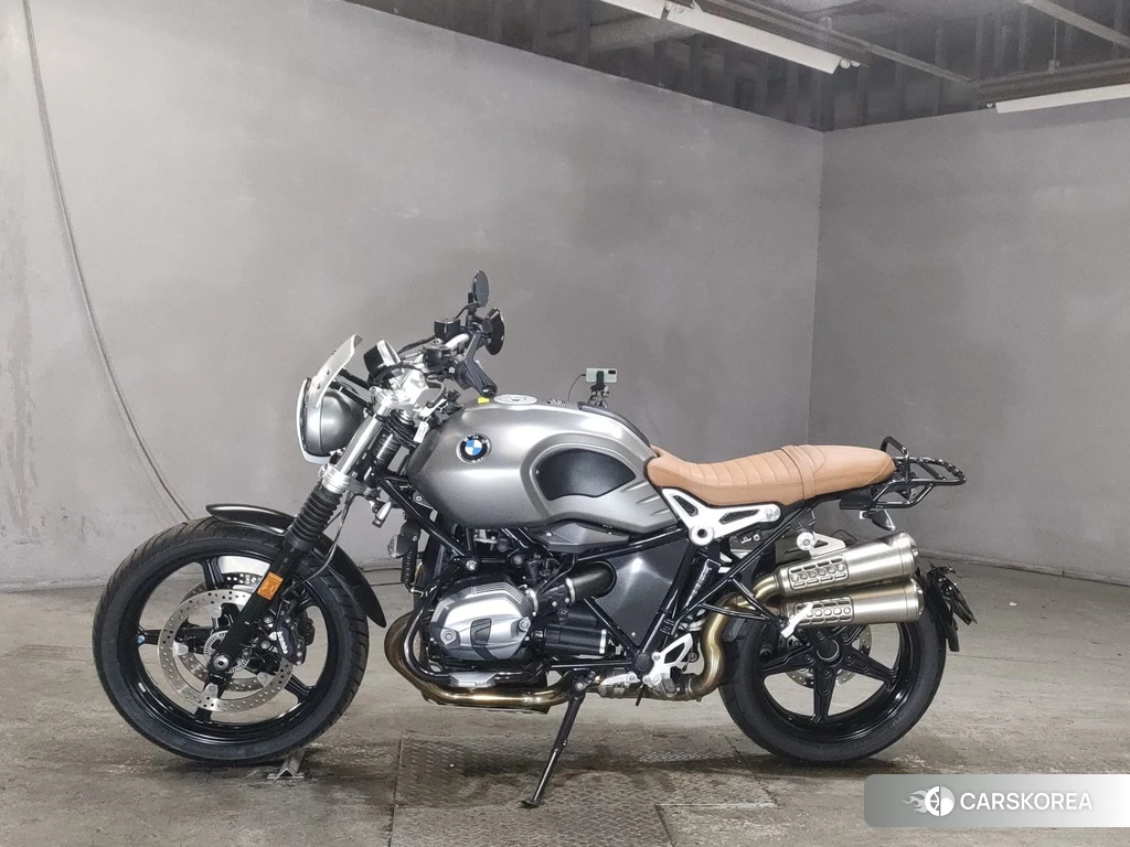 Проданный BMW R NINE T SCRAMBLER 2017 из Японии, фото 2
