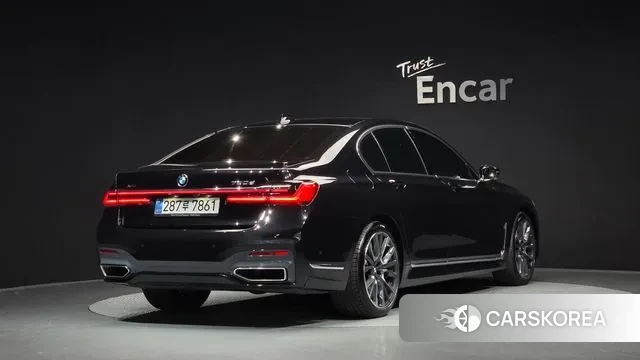 BMW 7 Series (G11) id 3296432 из Кореи 12