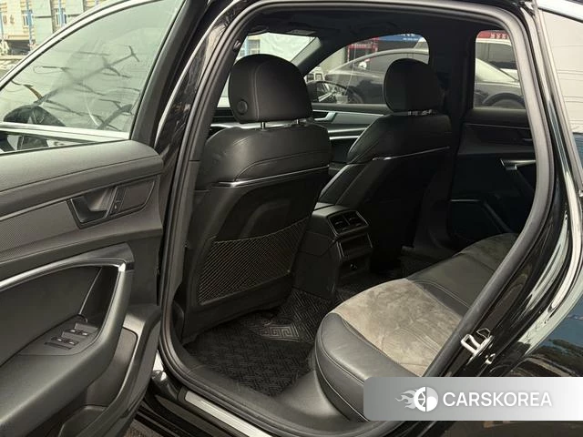 Audi A6L id 4297879 из Китая 11