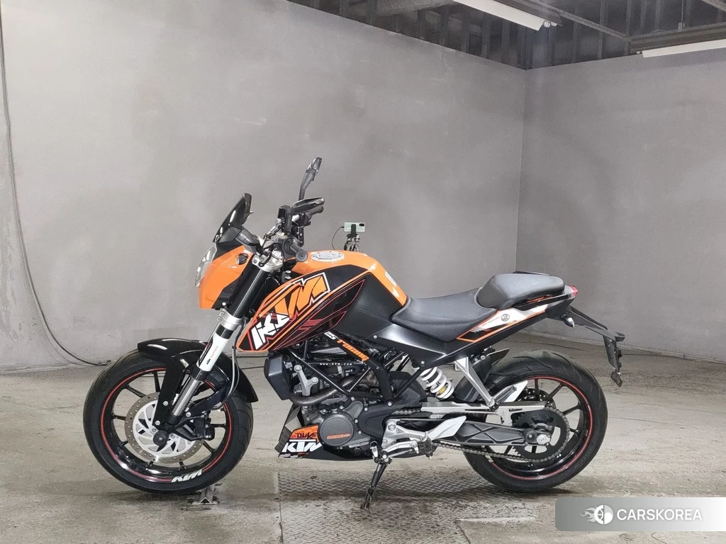 Проданный KTM 125 DUKE 2011 из Японии