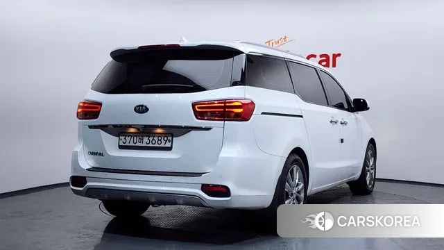 Kia The New Carnival id 3474386 из Кореи 12