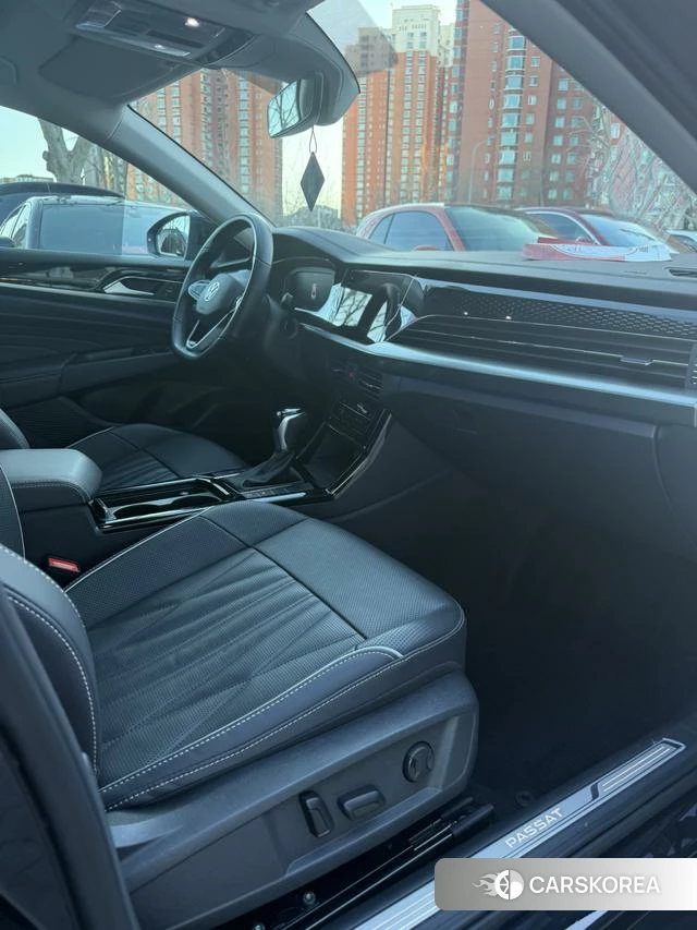 Volkswagen Passat id 4257760 из Китая 12
