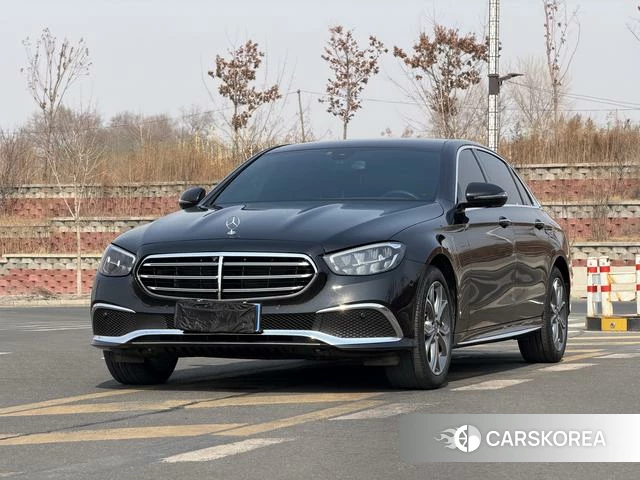 Mercedes-Benz E-class 2024 Черный из Китая, фото 2
