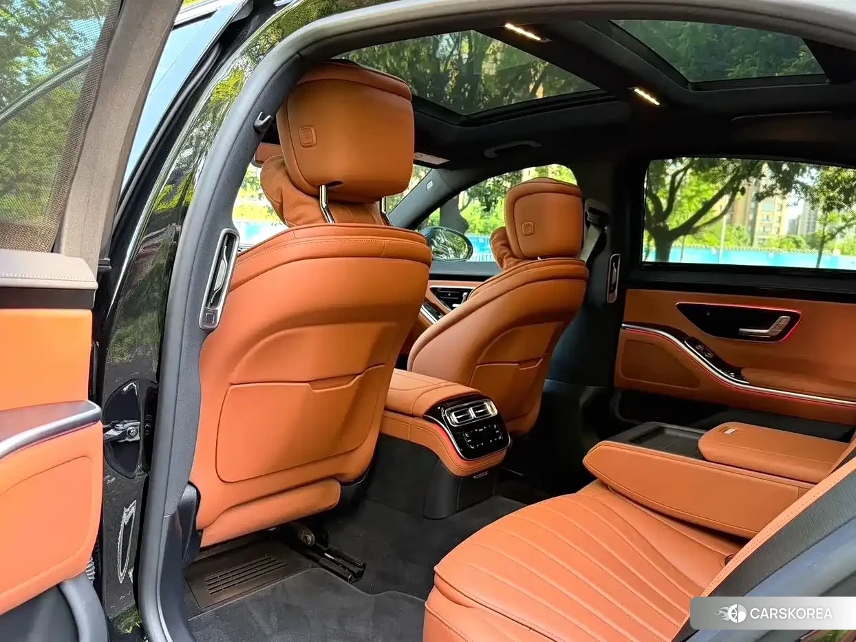 Mercedes-Benz S-Class 2025 Черный из Китая, фото 2