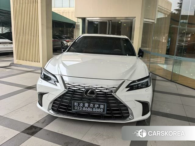 Lexus ES 2025 Белый из Китая, фото 4