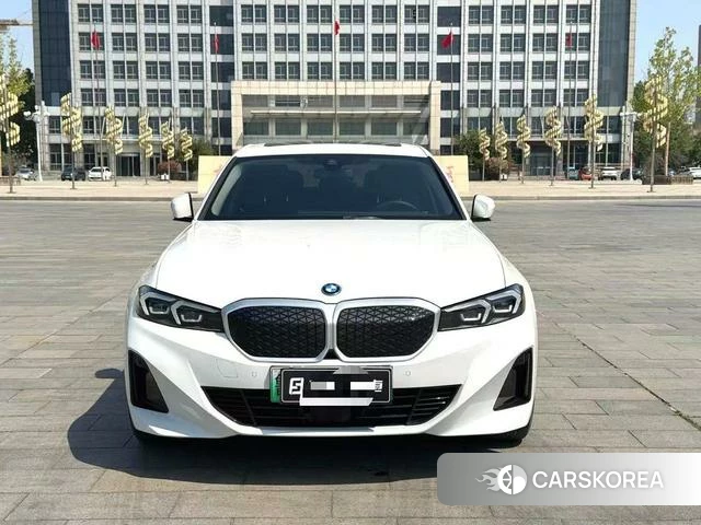 BMW i3 2023 Белый из Китая, фото 2