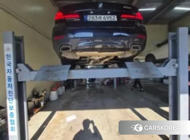 BMW 5 Series (G30) 2023 Черный из Кореи, фото 2