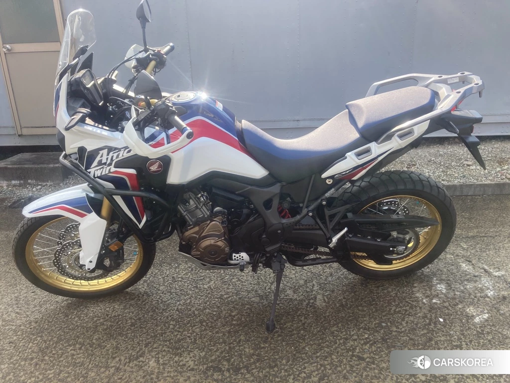 Проданный Honda CRF1000L AFRICA TWIN 2018 из Японии, фото 2