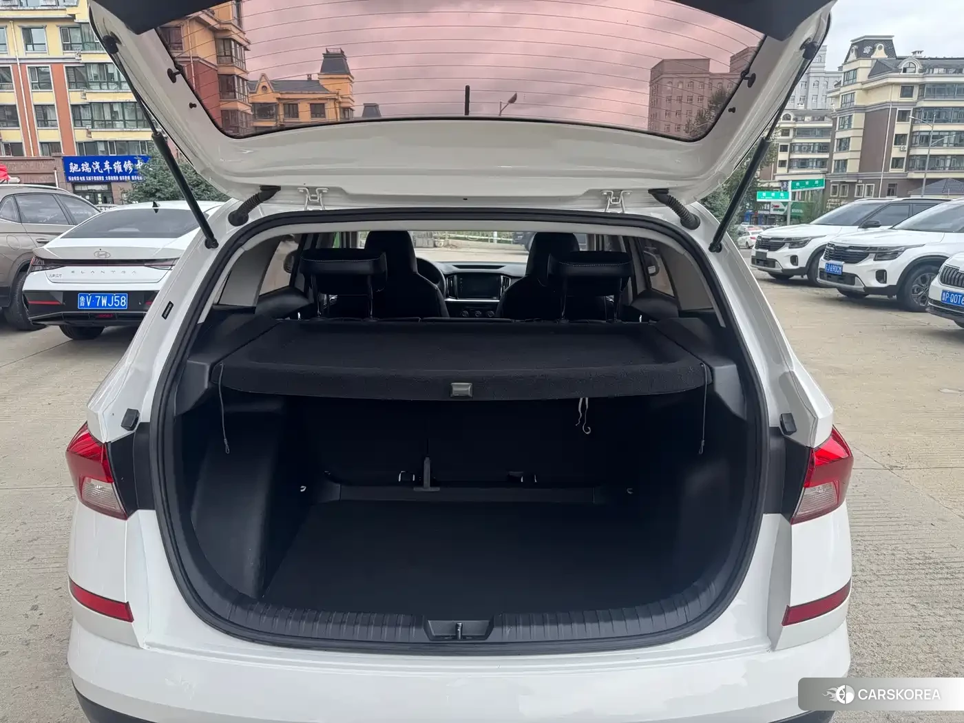 Skoda Kamiq 2022 Белый из Китая, фото 3