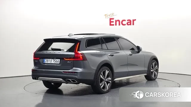 Volvo V60 Cross-Country 2nd Generation id 3753601 из Кореи 12