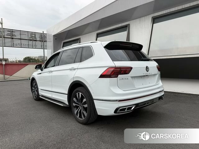 Volkswagen Tiguan L id 4260065 из Китая 10