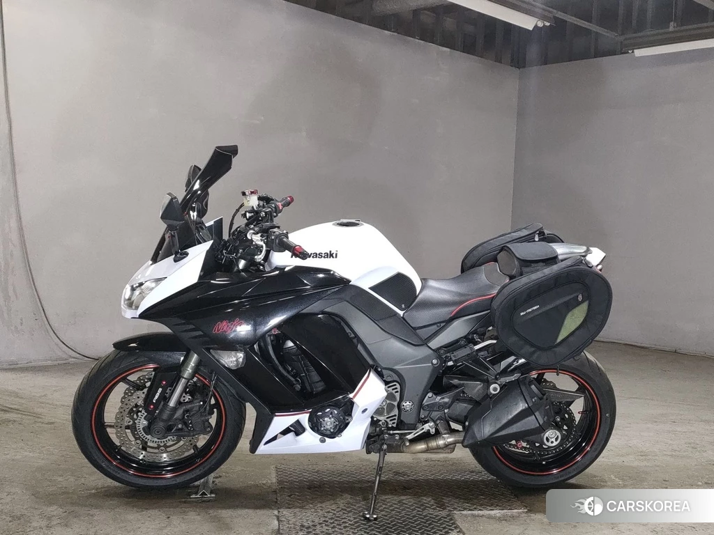 Проданный Kawasaki NINJA 1000 2012 из Японии