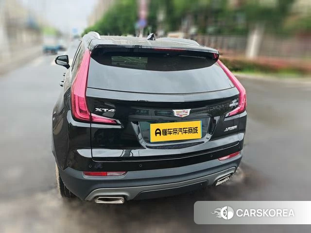 Cadillac XT4 2022 Черный из Китая, фото 2