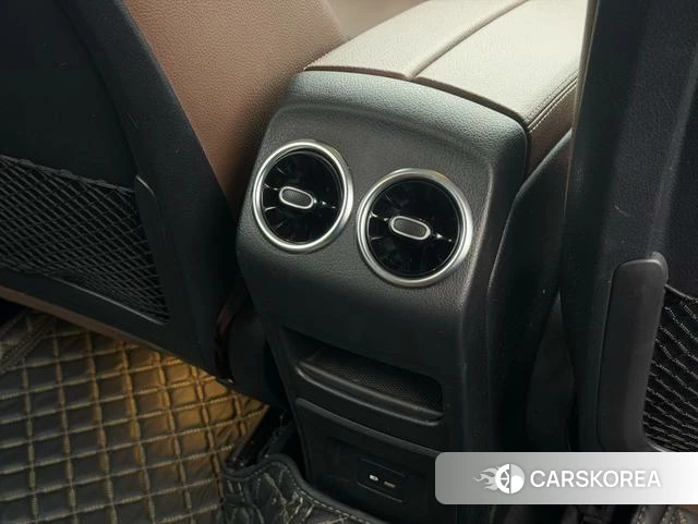Mercedes-Benz GLB id 4209772 из Китая 12