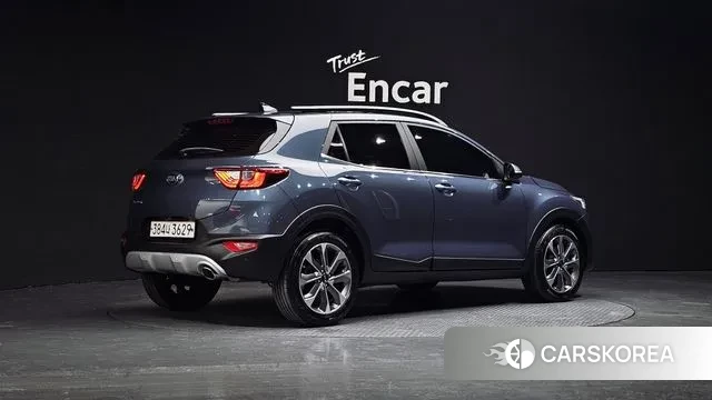 Kia Stonic id 3525896 из Кореи 12