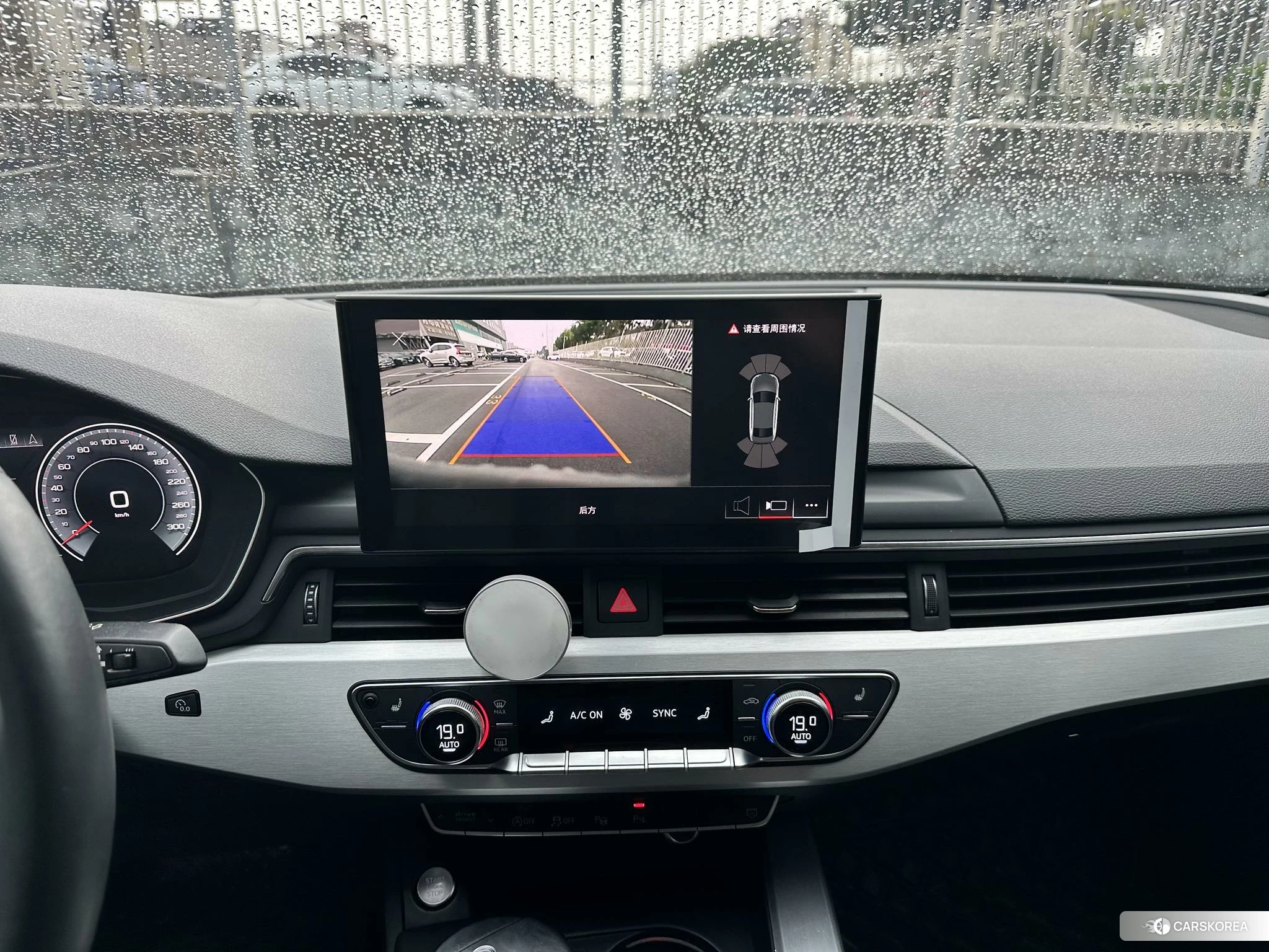 Audi A4L id 4514980 из Китая 10