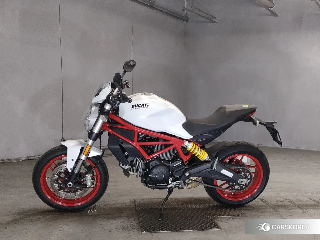 Проданный Ducati MONSTER 797 2018 из Японии, фото 2