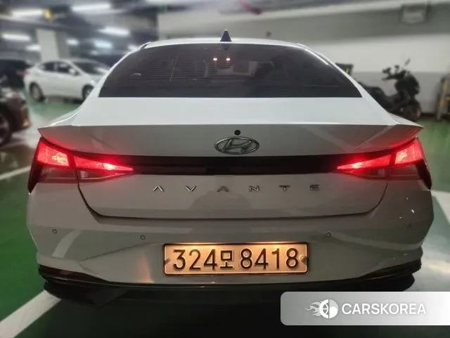 Hyundai Avante (CN7) 2021 Белый из Кореи, фото 4
