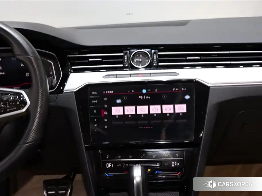Volkswagen Magotan id 4589544 из Китая 12