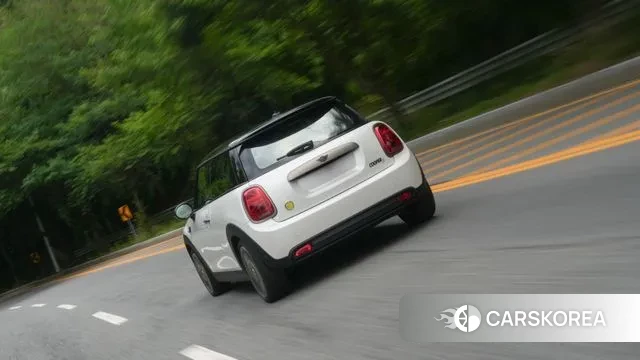 Mini Cooper Electric id 2884057 из Кореи 4