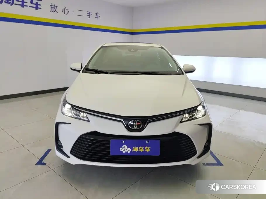 Toyota Corolla id 4622605 из Китая 8