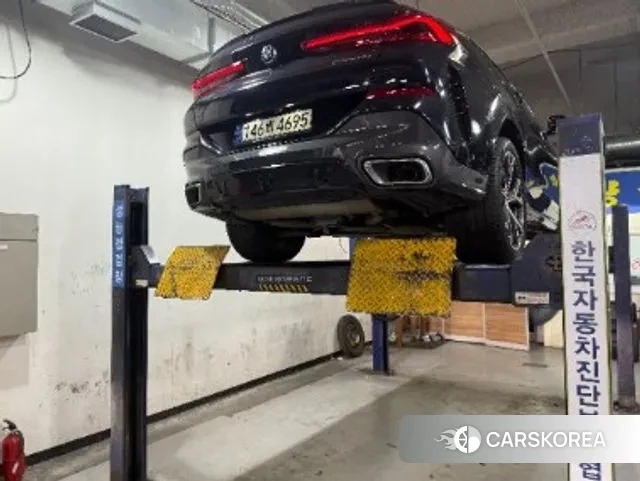 BMW X6 (G06) 2020 Черный из Кореи, фото 2