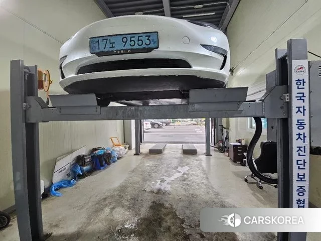 Tesla Model 3 2020 Белый из Кореи, фото 2